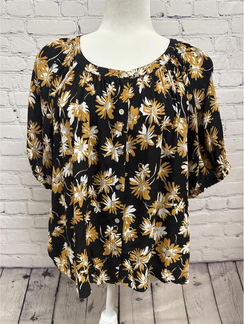 Karen Kane Boho Floral Button-Up Puff-Sleeve Peasant blouse sz L